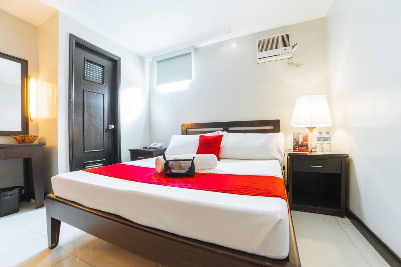 Reddoorz Plus Near Naia Expressway 파사이 외부 사진