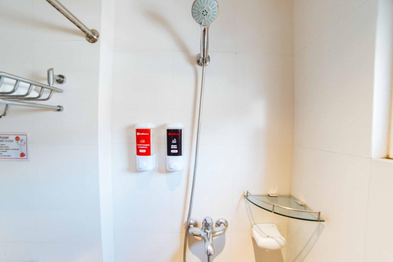 Reddoorz Plus Near Naia Expressway 파사이 외부 사진