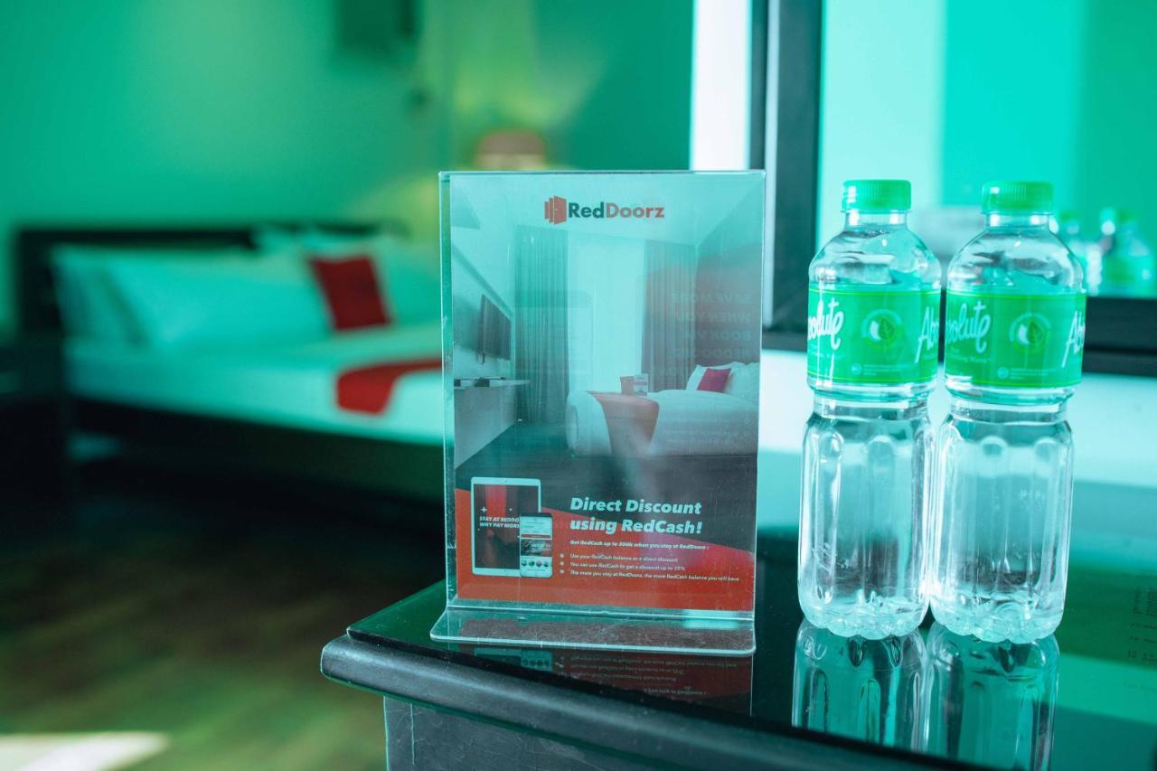 Reddoorz Plus Near Naia Expressway 파사이 외부 사진